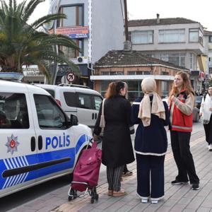 25 Kasım Kadına Yönelik Şiddete Karşı Uluslararası Mücadele Günü Kapsamında Samsun’da İl Genelinde Farkındalık Etkinlikleri Düzenlendi - fotoğraf 30