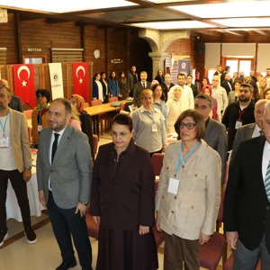 “Aile ve Medya” Çalıştayında Dijital Çağda Aile Olmak Konuşuldu - fotoğraf 13