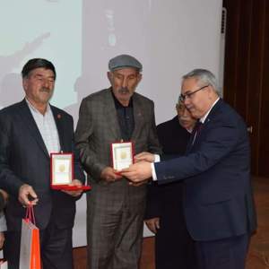 Milli Mücadele Tevcihi Törenini yapılarak Kıbrıs Gazilerimize Milli Mücadele Madalyaları verildi  - fotoğraf 2