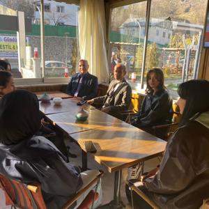 Fen Edebiyat Fakültesi Psikoloji Öğrencileri Bahçeli Belediyesi’nde: Sosyal Belediyecilik Üzerine Öğretici Buluşma - fotoğraf 1