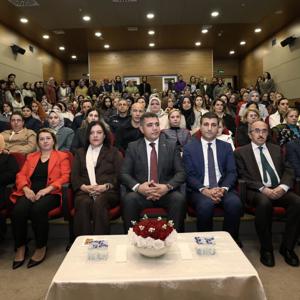25 Kasım Kadına Yönelik Şiddete Karşı Uluslararası Mücadele Günü Programı Gerçekleştirildi. - fotoğraf 2