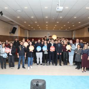 Bitlis’te Dijital Şiddet Paneli Yoğun İlgiyle Gerçekleşti - fotoğraf 5