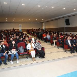 Bitlis’te Dijital Şiddet Paneli Yoğun İlgiyle Gerçekleşti - fotoğraf 1