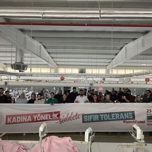 Batman Organize Sanayi bölgesine ait özel tekstil atölyesindeki personellere Kadına Yönelik Şiddetle Mücadele konusunda farkındalık eğitimi - fotoğraf 2