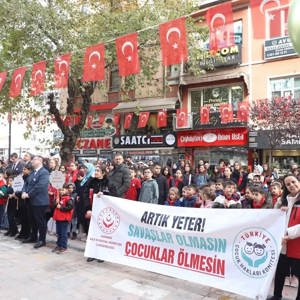 20 Kasım Dünya Çocuk Hakları Gününe Özel Gerçekleştirilen Etkinliklerle Şehir Merkezinde Güçlü Bir Farkındalık Oluşturdu. - fotoğraf 7