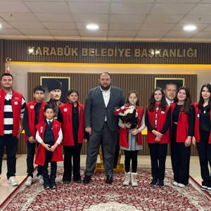 20 Kasım Dünya Çocuk Hakları Günü Kapsamında Bugün Karabük Belediye Başkan Vekili Fatih Ustaoğlu’nu Makamında Ziyaret Ettik - fotoğraf 1