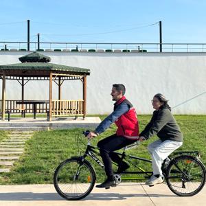 Salihli’de 3 Aralık Dünya Engelliler Günü Kapsamında “Eş Pedal Etkinliği” Düzenlendi - fotoğraf 5