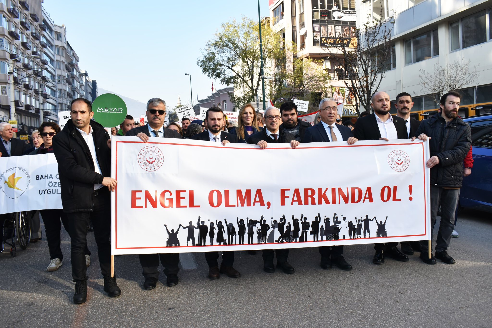 Kalpten Kalbe Engelsiz Adımlar Farkındalık Yürüyüşü