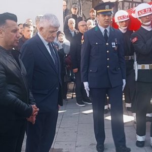 Kıbrıs Gazisi Karabey Eroğlu’nun Cenaze Töreni - fotoğraf 1