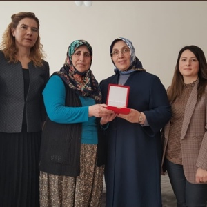 Kıbrıs Barış Harekatına Katılan Gazilerimize Madalyaları Kendilerine Tevcih Edilmeye Devam Ediyor - fotoğraf 2