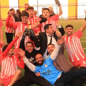3 Aralık Dünya Engelliler Günü: Halı Saha Futbol Turnuvası Gerçekleşti - fotoğraf 2