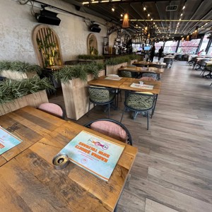 İlimizdeki Restoran ve Kafelerde “Kadına Yönelik Şiddete Sıfır Tolerans” Temalı Yemek Servisleri Dağıtılarak Farkındalık Oluşturuldu - fotoğraf 6