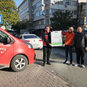 Koruyucu Aile Tanıtım Afişleri Şehir Genelinde Dağıtıldı - fotoğraf 1