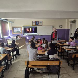 Okullarda Mahremiyet, Akran Zorbalığı ve Teknoloji Bağımlılığına Yönelik Bilgilendirme Eğitimleri   - fotoğraf 15