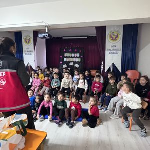 Okullarda Mahremiyet, Akran Zorbalığı ve Teknoloji Bağımlılığına Yönelik Bilgilendirme Eğitimleri   - fotoğraf 13