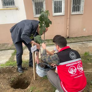 38 Okula 38 Fidan: Öğretmenler Günü’nde Anlamlı Etkinlik   - fotoğraf 4