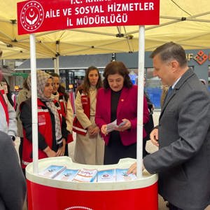 25 Kasım Kadına Yönelik Şiddete Karşı Uluslararası Mücadele Günü Kapsamında Farkındalık Stantlarımızı Açtık - fotoğraf 3
