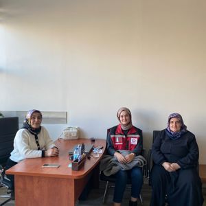  Kamu kurumlarına ataması yapılan şehit yakını, gazi ve gazi yakını ailelerimiz, çalıştıkları iş yerlerinde ziyaret edilmeye devam ediyor - fotoğraf 10