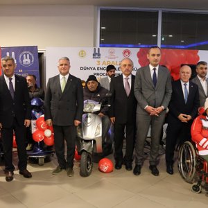 3 Aralık Dünya Engelliler Günü – Akülü Tekerlekli Sandalye Dağıtım Programı - fotoğraf 1