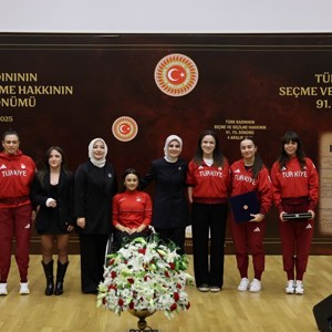 Bakanımız Göktaş, TBMM'deki Türk Kadınının Seçme ve Seçilme Hakkının 91. Yıl Dönümü Programı'nda konuştu - fotoğraf 3