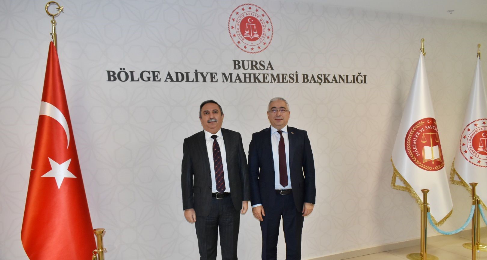 İl Müdürümüz Faruk Uysal, Bölge Adliye Mahkemesi Başkanı Sayın Abdulkadir Şahin’i makamında ziyaret etti