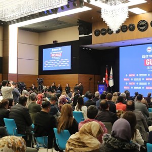 Bakanımız Göktaş "Eşit ve Tam Katılım İçin Güçlü Aile: 2025 Aile Yılı Çalıştayı"na katıldı - fotoğraf 3