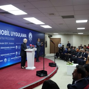 Bakanımız Göktaş, Engelsiz Mobil Uygulama Tanıtım Programı'nda konuştu - fotoğraf 3