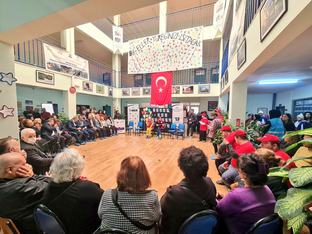 Zihinsel Yetersiz Çocukları Yetiştirme ve Koruma Vakfı'nın Düzenlediği Etkinliklere Katılım Sağladık