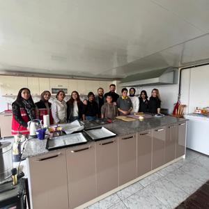 2025 Aile Yılı münasebetiyle, keyifli bir kurabiye yapma etkinliği gerçekleştirildi. - fotoğraf 3