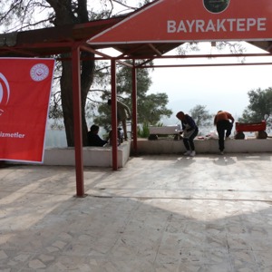 Çocuklarımız Ve Kahramanlarımızla Bayraklı Tepe’yi Fidanlarla Buluşturduk. - fotoğraf 6