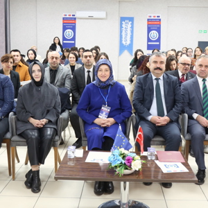 "WomBound" Projesi Tanıtıldı: Genç Kadınlar Dijital Dünyada Güçleniyor - fotoğraf 1