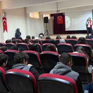 Türk Telekom Anadolu Lisesi’nde ‘Akrandan Akrana Eğitimi’  - fotoğraf 3
