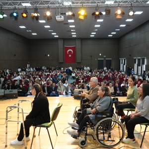 3 Aralık Dünya Engelliler Günü ve Aile Yılı Kapsamında Farkındalık Programları Düzenlendi - fotoğraf 6