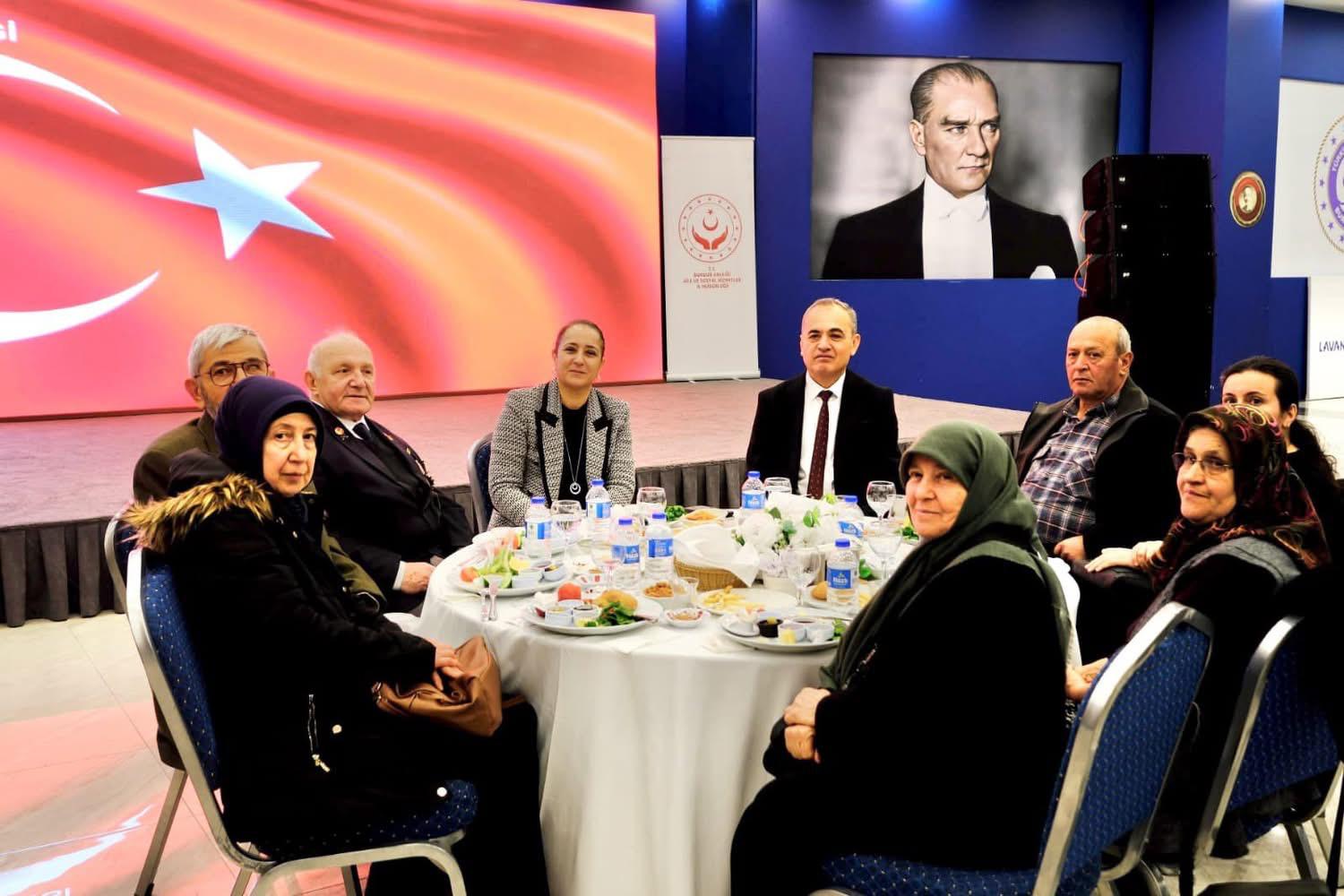 Şehit Yakınlarımız ve Gazilerimiz Onuruna Düzenlediğimiz Kahvaltı Programını Gerçekleştirdik