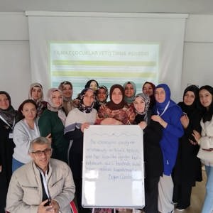 Modüler Aile Eğitim Programı Kapsamında Yılmaz Çocuklar Yetiştirmek Eğitimi Gerçekleştirildi - fotoğraf 1