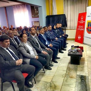 “Güçlü Aile, Güvenli Gelecek” Vurgusuyla Başlatılan Aile Akademisi Projesinin İlk Eğitimi Kale’de Gerçekleştirildi - fotoğraf 4