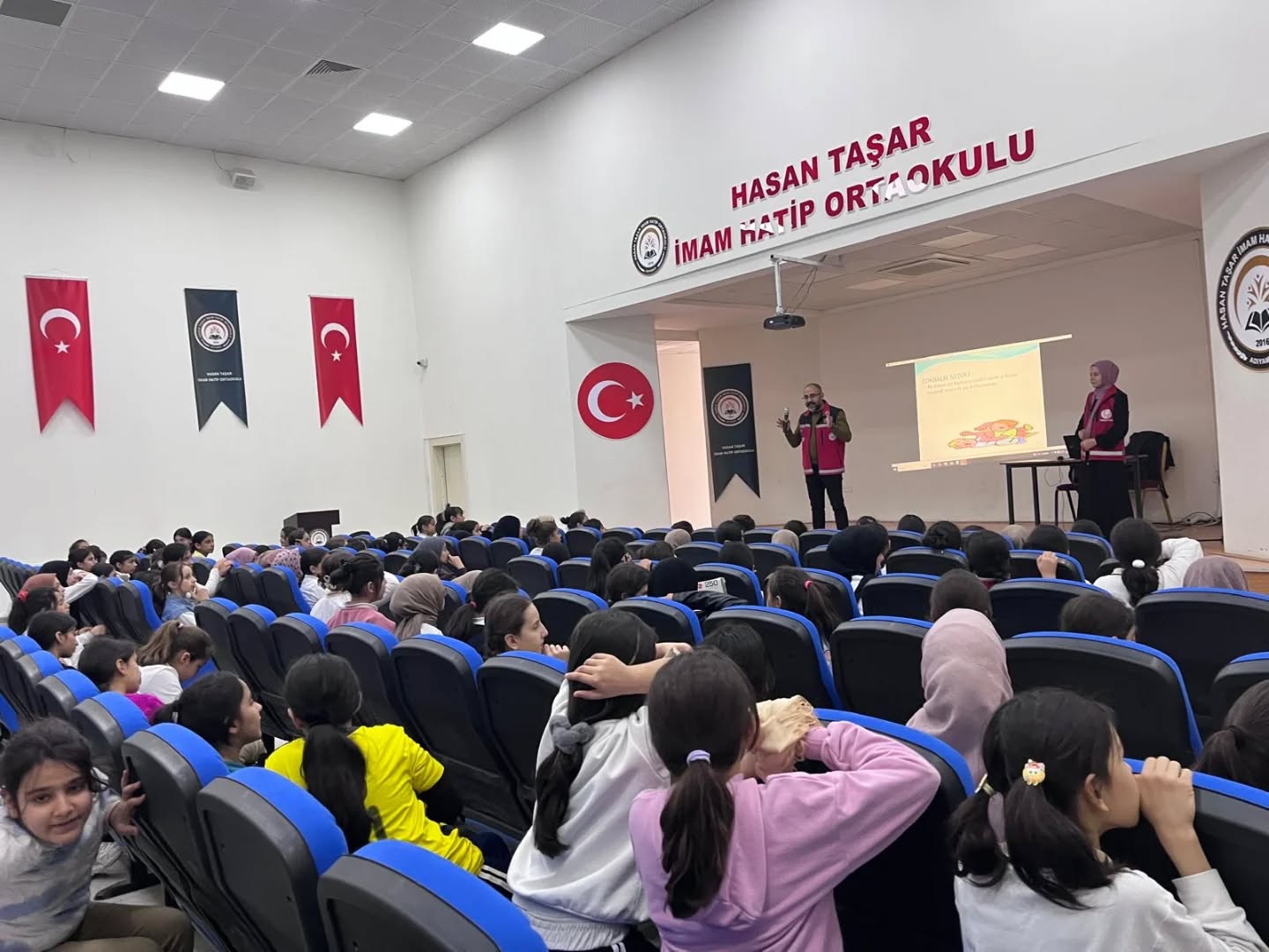 Hasan Taşar İmam Hatip Ortaokulu’nda Akran Zorbalığı Farkındalık Eğitimi Verdik