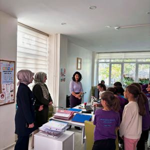 2025 Aile Yılı Kapsamında Öğrencilerin Tavas Sosyal Hizmet Merkezi Ziyareti Gerçekleştirildi - fotoğraf 5