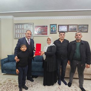 Şehit Ailelerine Devlet Şefkati, İl Müdürü Salih Kaya’dan Ziyaret - fotoğraf 3