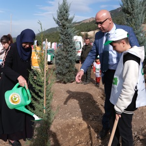 11 Kasım Milli Ağaçlandırma Günü ‘Yeşil Vatan Seferberliği’ Etkinliği Denizli’de Gerçekleştirildi - fotoğraf 14