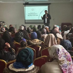 Cemil Meriç İlkokulu velilerine “Çocuklarda Mahremiyet Bilinci ve Aile Eğitim Programı” eğitimleri  - fotoğraf 1
