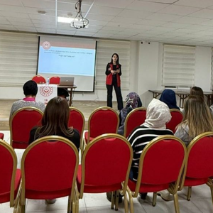 KYK Süveybe Ana Kız Yurdu öğrencilerine Kadına Yönelik Şiddetle Mücadele konusunda farkındalık eğitimi - fotoğraf 2