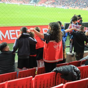 Çocuklardan Sahada Güçlü Mesaj: Dijital Dünyada Güven Vurgusu - fotoğraf 6