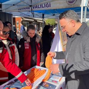 25 Kasım Kadına Yönelik Şiddete Karşı Uluslararası Mücadele Günü Kapsamında Stand Açıldı. - fotoğraf 8