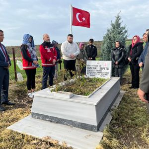 Şehit Hüseyin SEPETÇİ Kabri Başında Dualar İle Anıldı. - fotoğraf 1