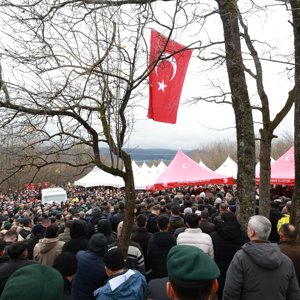 Aziz Şehidimiz Emre Albayrak’a Son Görev: Ladik’te Dualarla Uğurlandı - fotoğraf 3
