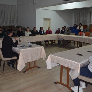 Türkiye Aile Yılı Söyleşileri Kapsamında “Ailenin Önemi ve Toplumsal Huzur” Konusu Ele Alındı. - fotoğraf 2