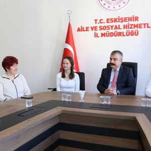 Çocuk Hakları Komitesi’nden Ziyaret: "Öncelik Çocuk İşçiliği ve Dijital Mahremiyet" - fotoğraf 2