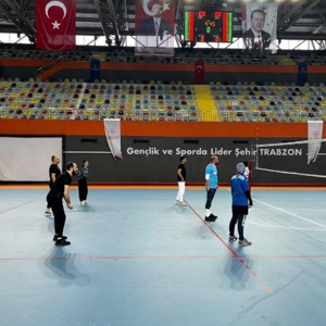İl Müdürlüğümüze Kuruluşlar Arası Voleybol Turnuvası Düzenlendi. - fotoğraf 1