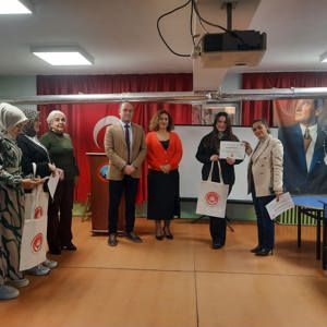 Modüler Aile Eğitim Programı Eğitim Programı Kapsamında Katılımcılara Sertifika Verildi. - fotoğraf 2